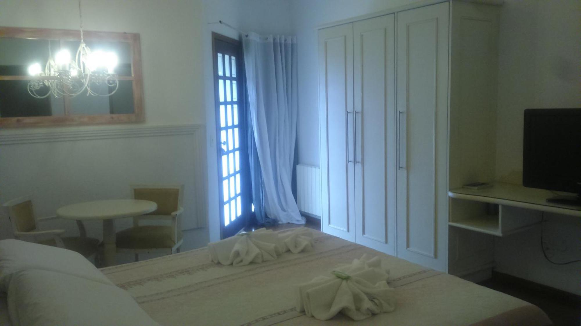 Portal Cerejeiras - Be Happy Group Inn 3*